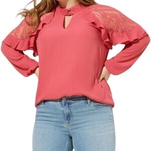 Torrid Lace Ruffle Top size 2X EUC